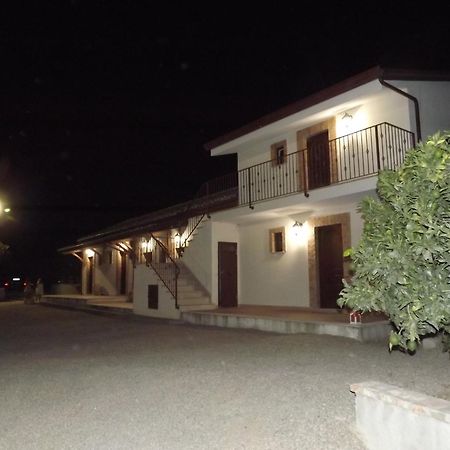 Agriturismo Trappeto Vecchio San Demetrio Corone 外观 照片