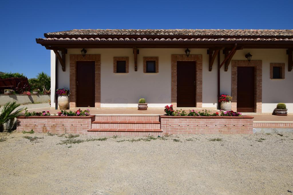 Agriturismo Trappeto Vecchio San Demetrio Corone 外观 照片